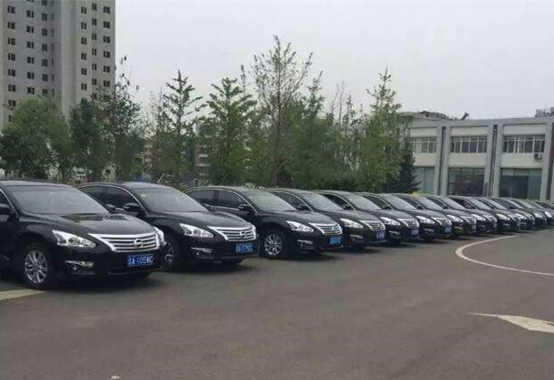 日產(chǎn)天籟車隊(duì)